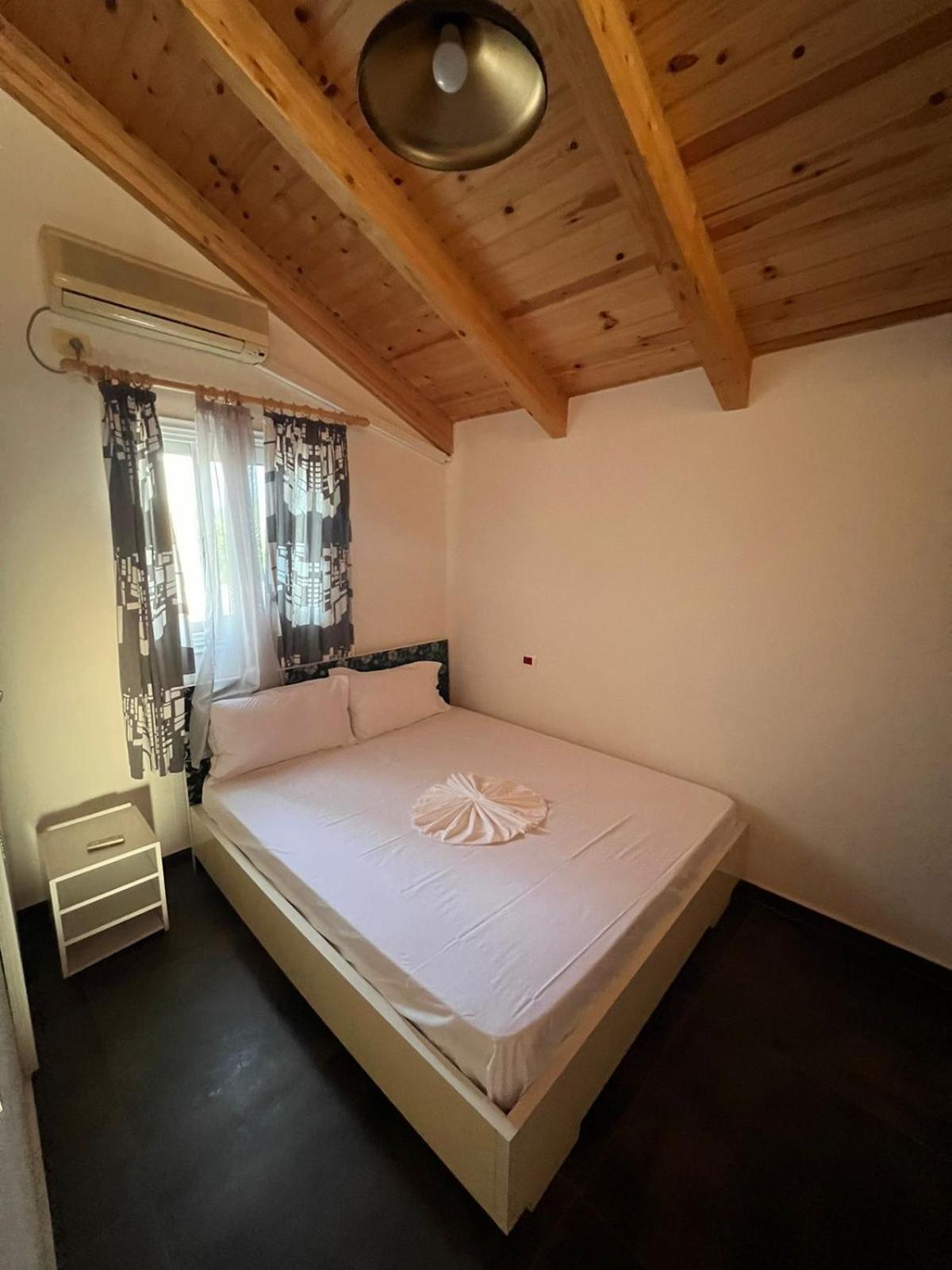 Guest Rooms Arbri Vlore Exterior photo