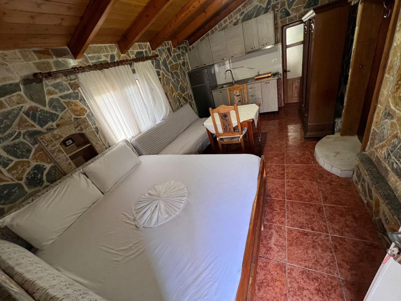 Guest Rooms Arbri Vlore Exterior photo
